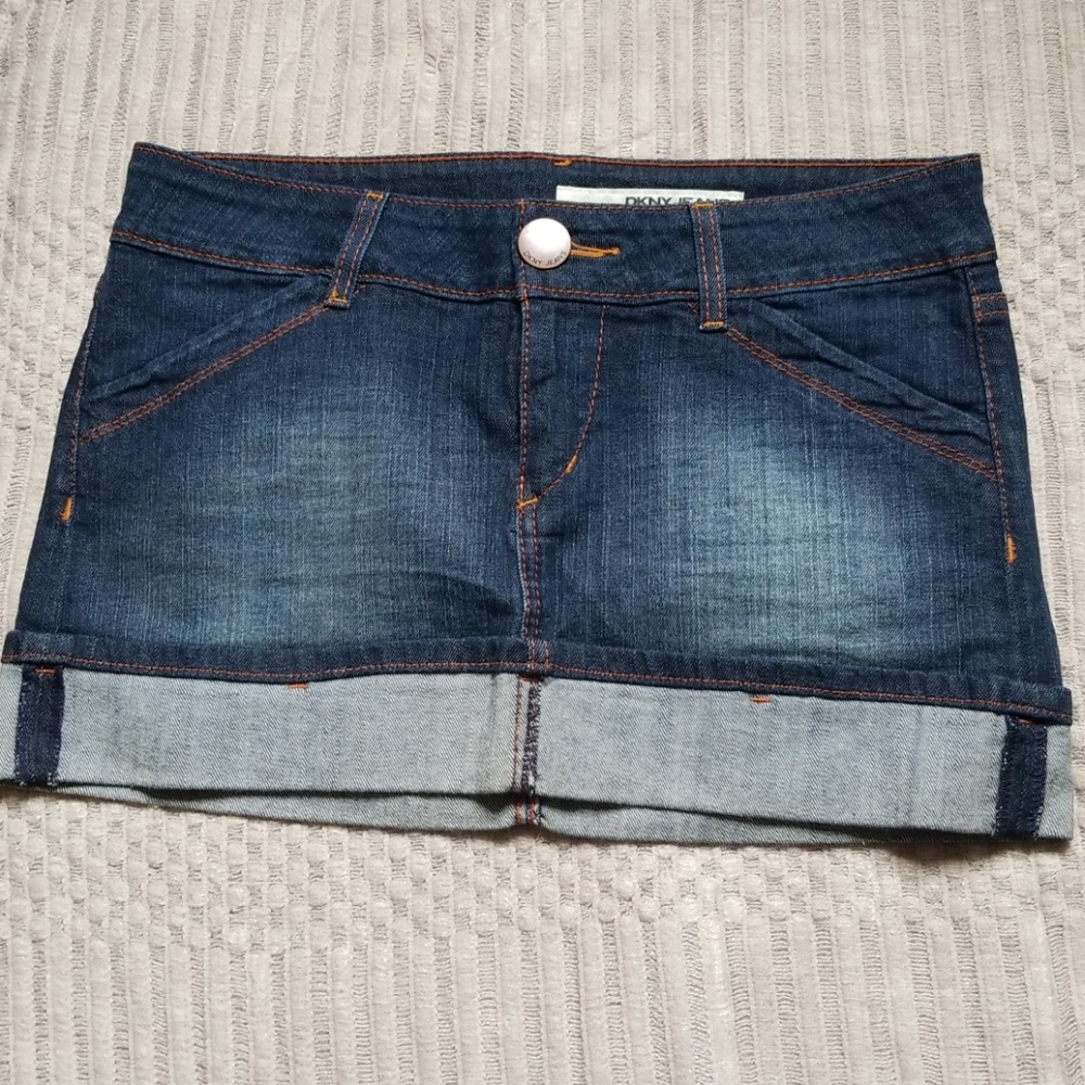 DKNY Women's Jean Cuffed Skirt with Pockets Size 7